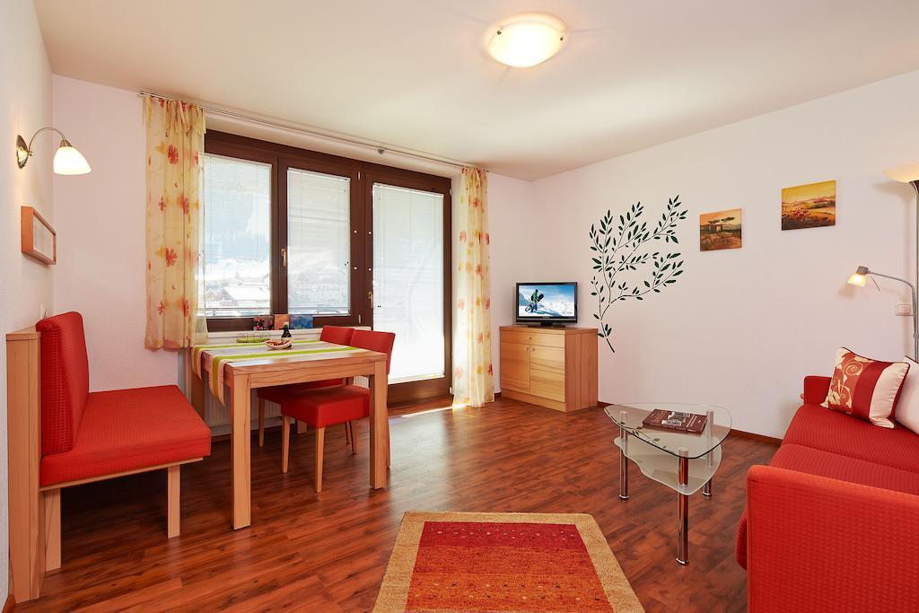 Skylounge Mayrhofen Bilik gambar
